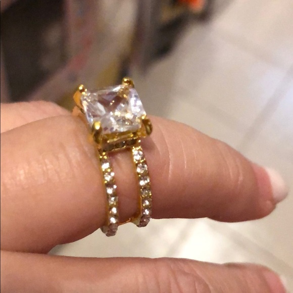 Ring - Picture 2 of 2